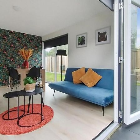 2 Bedroom Awesome Home In Heinkenszand Extérieur photo